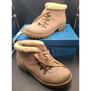 New In Box- Cliffs by White Mountain Women's Hearten Brown Boots Size 7